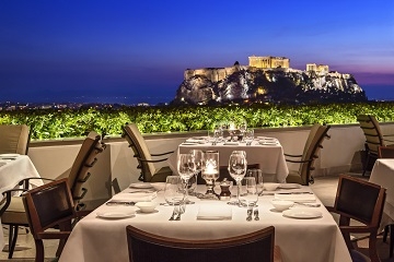 Το Roof Garden του Ξενοδοχείου Μεγάλη Βρεταννία στις 3 Μαΐου λειτουργεί και πάλι. 